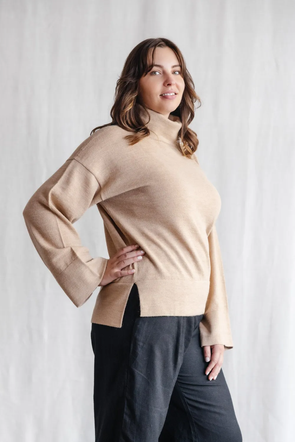 Jyoti Atico Beige maglione dolcevita baby alpaca
