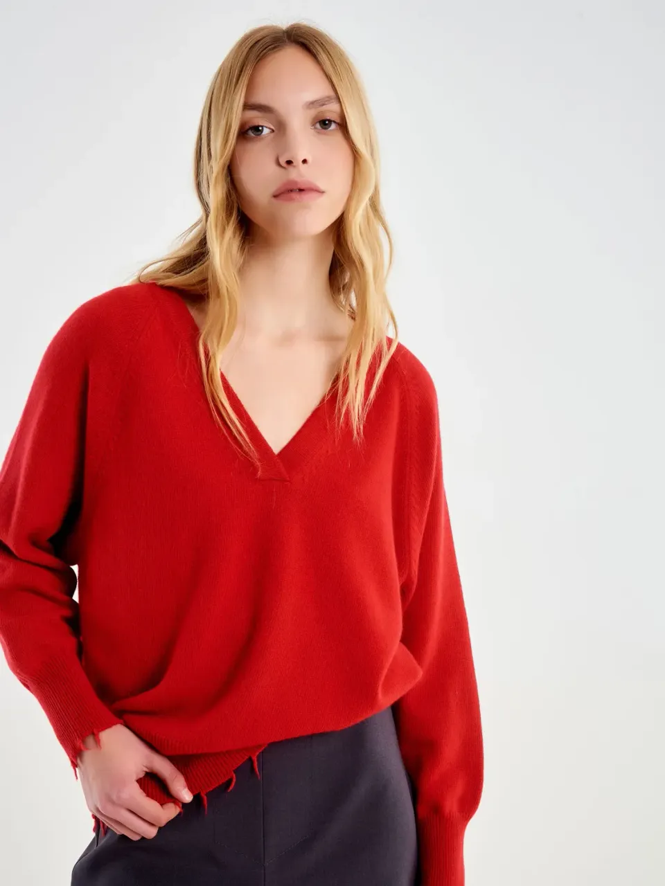 Vicolo Pull Scollo a V con Rotture Rosso Unica