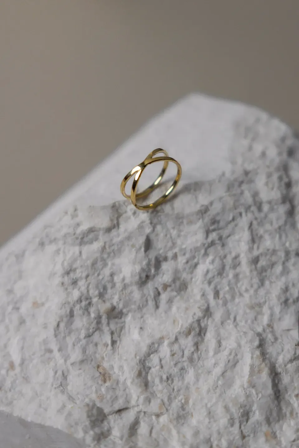 Jyoti Karana anello in ottone lucido
