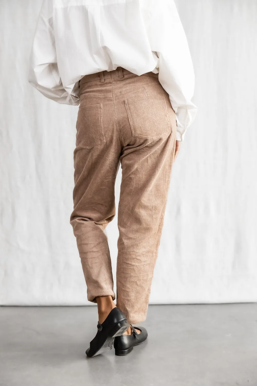 Jyoti Fair Works Palash pantaloni donna cappuccino velluto