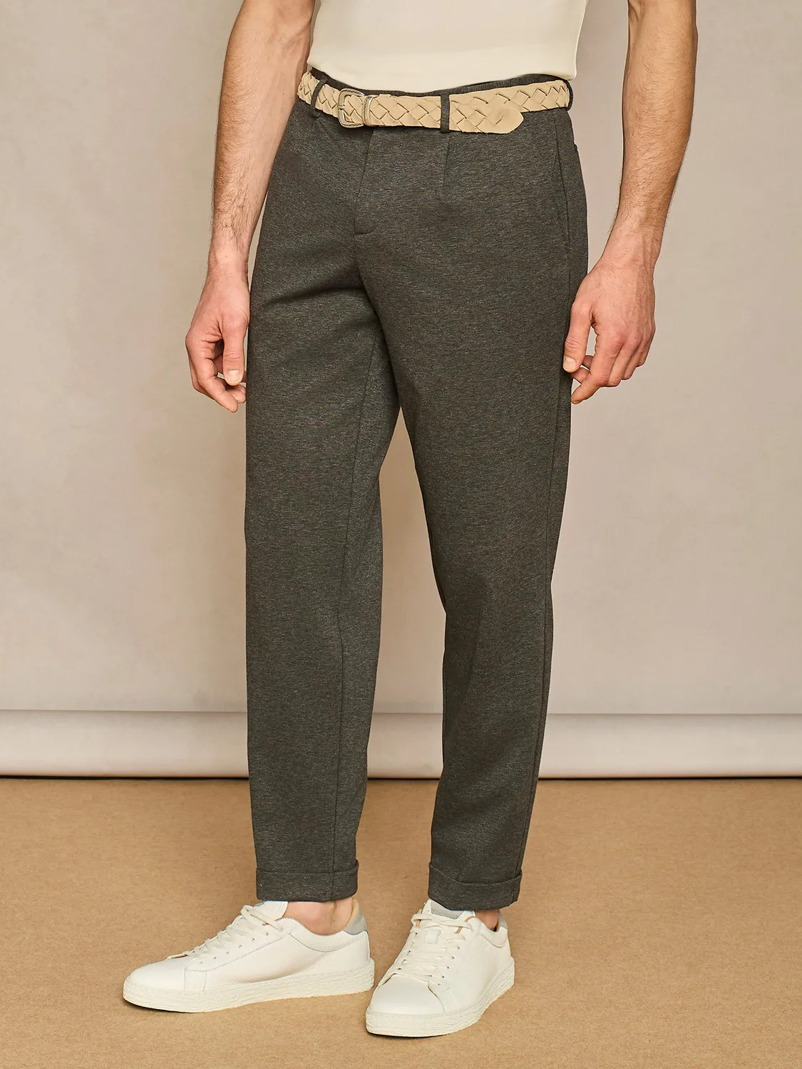 Paul Taylor pantalone wide jersey grigio scuro con pince