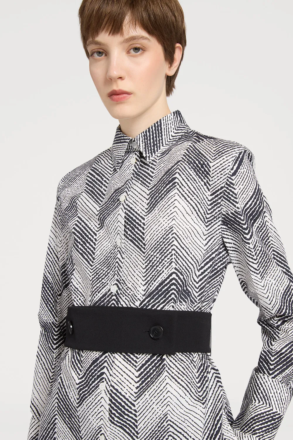 PORTS 1961 Chevron camicia bianco nero 38 con cintura