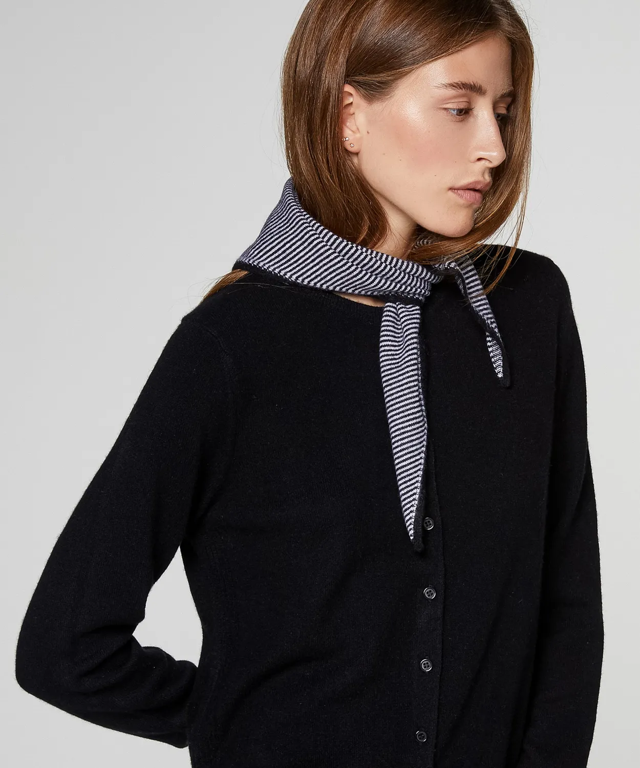 Rodier Cardigan Cashmere Nero girocollo abbottonato