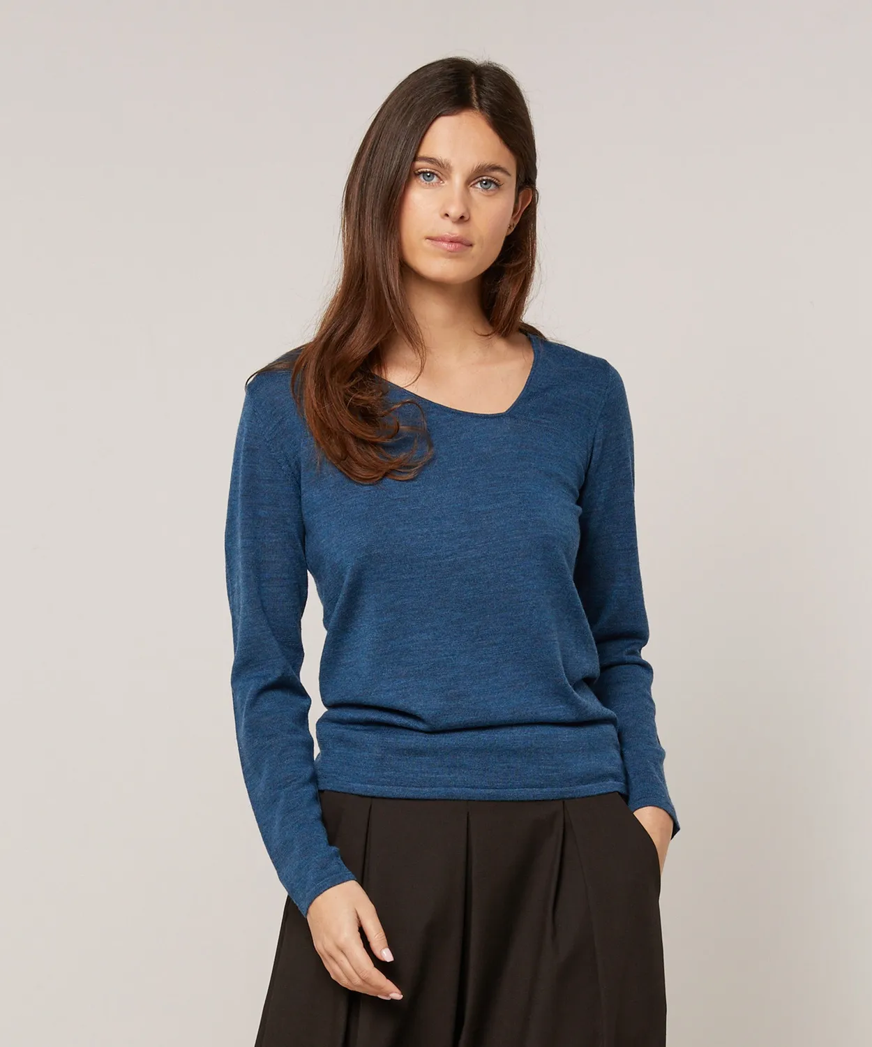Rodier maglione scollo asimmetrico denim blu maglia fine