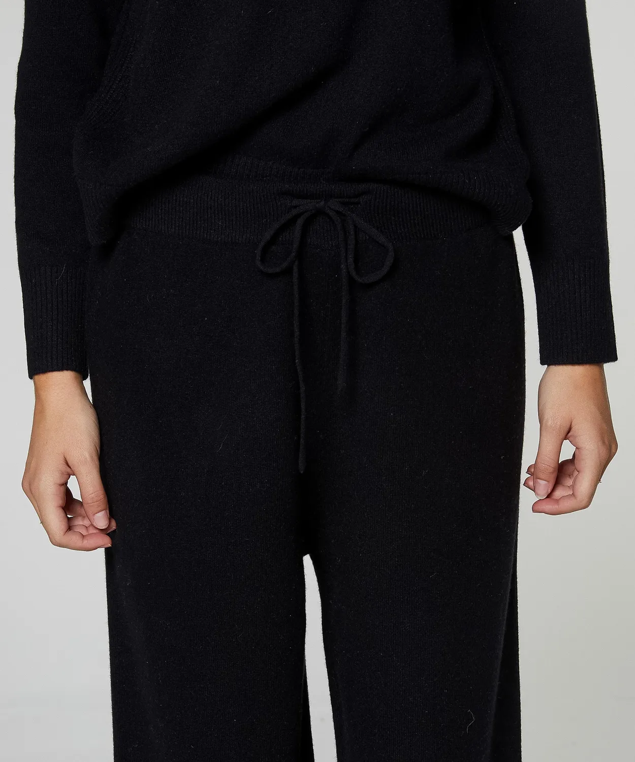 Rodier pantaloni larghi cashmere neri donna caviglia