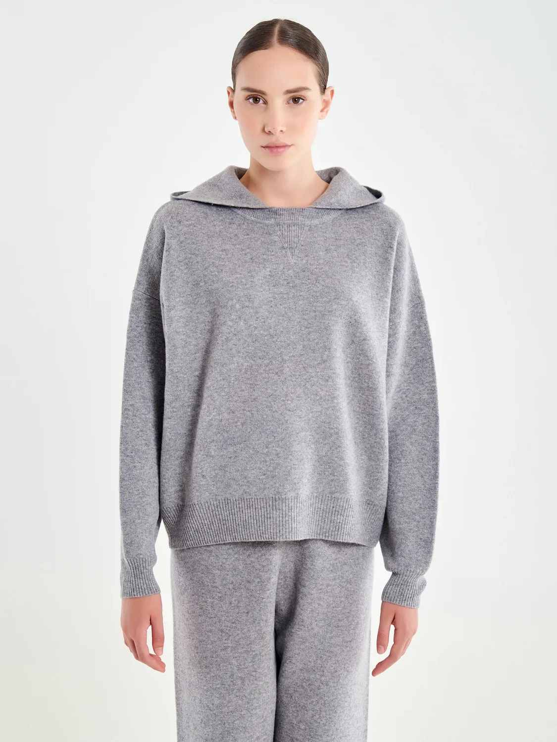 Vicolo Pullover con Cappuccio grigio Lana 100%