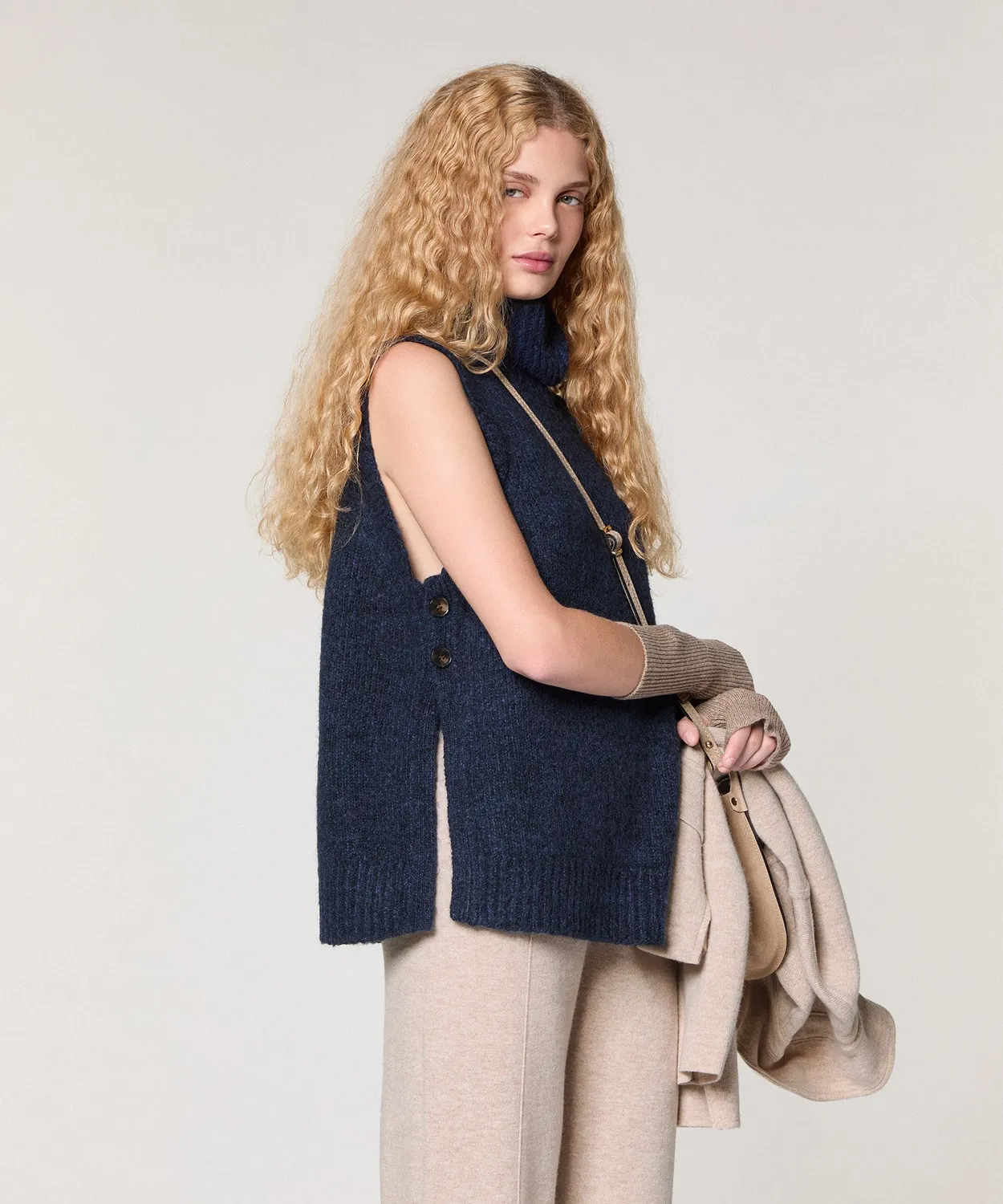 Rodier Maglione Smanicato Collo Alto Blu Navy Grossa