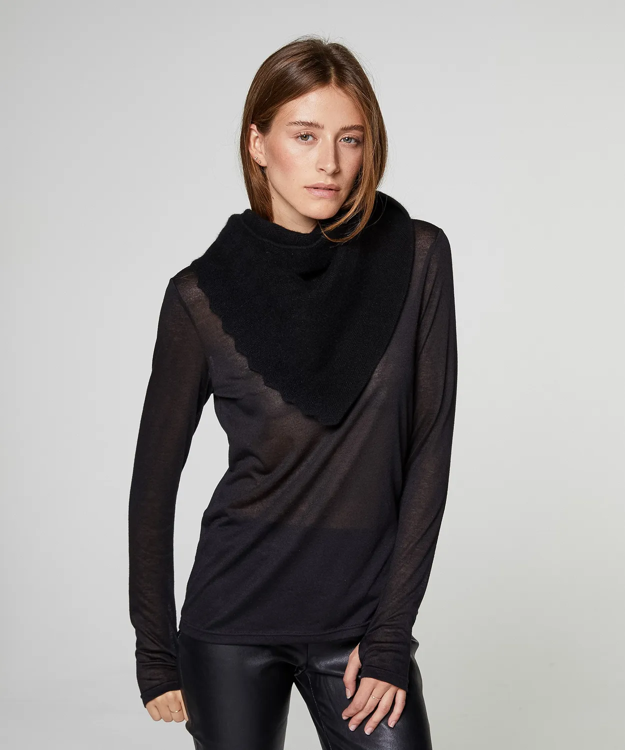 Rodier Sciarpa triangolare cashmere nero