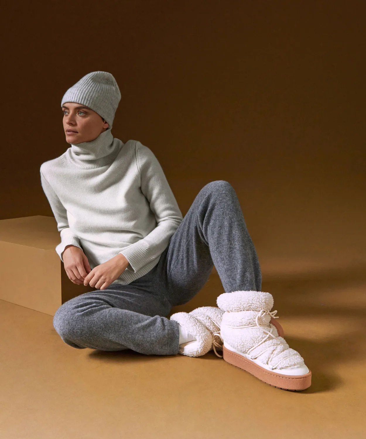 Rodier Dolcevita Oversize Cashmere Maglione Bianco 4 fili