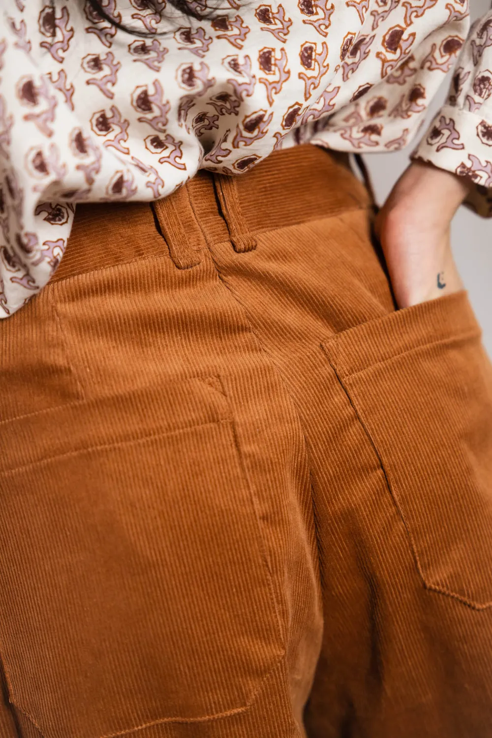Jyoti Damini pantalone velluto cotone bernstein