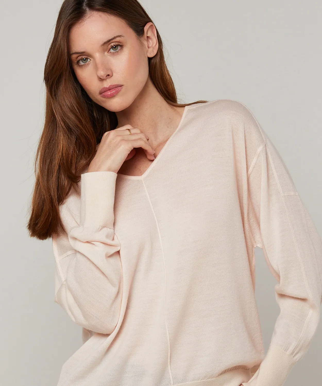 Rodier Maglione Oversize Scollo a V Beige Sedia