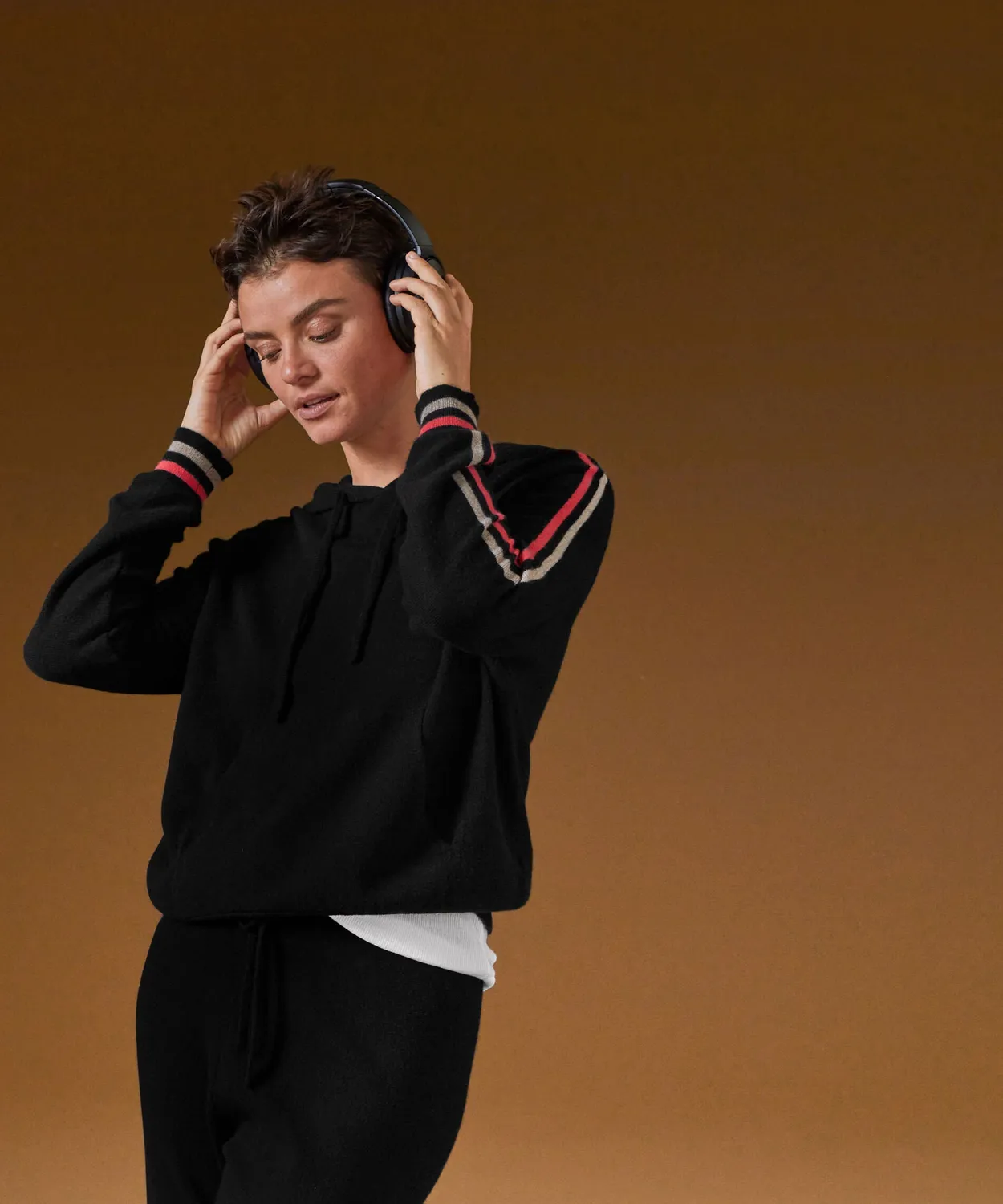 Rodier Maglione con Cappuccio in Cashmere Nero 100%