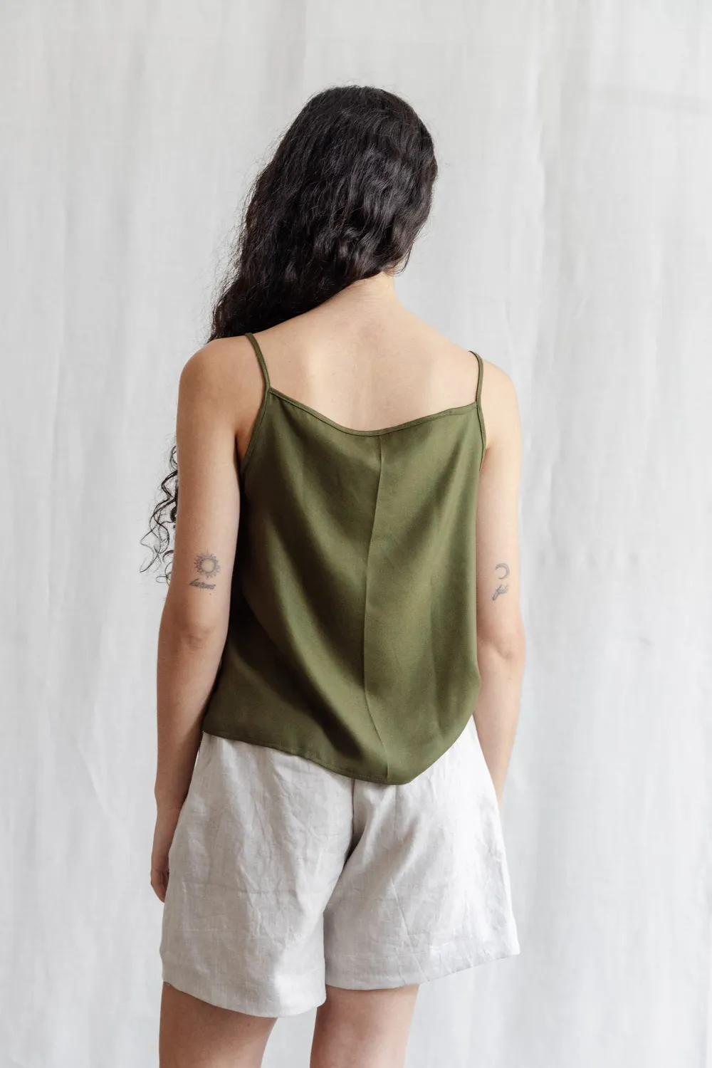 Jyoti Fair Works Lilea canotta modal kaki leggera estate