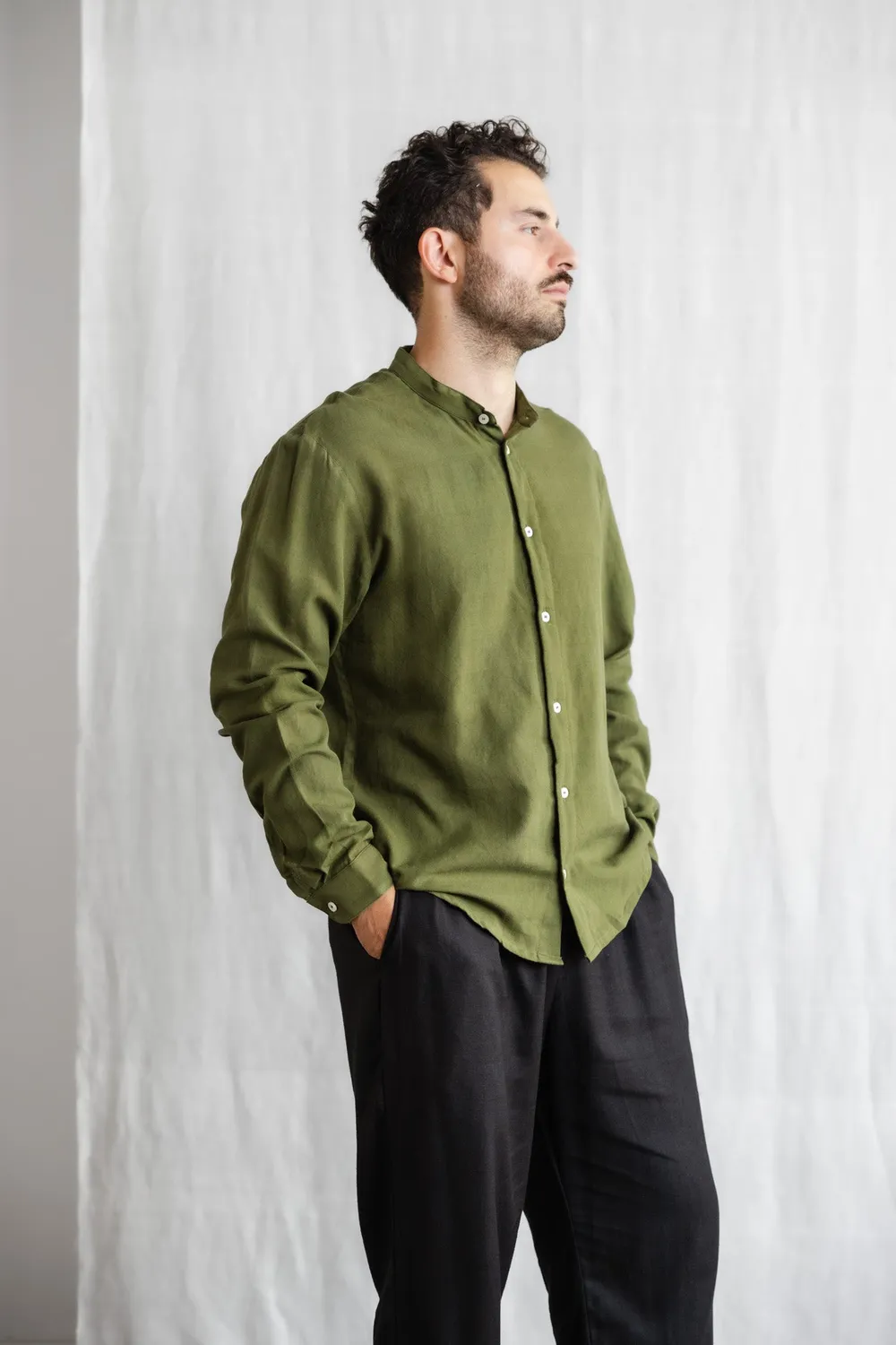 Jyoti Fair Works Harish camicia uomo verde muschio cotone