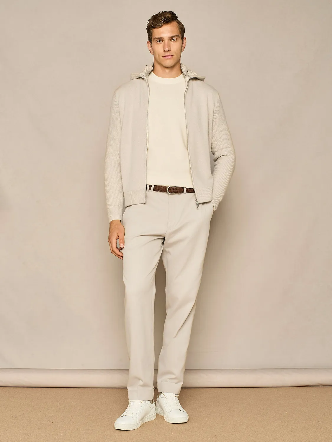 Paul Taylor Maglia Zip Collo Alto Burro con Cappuccio