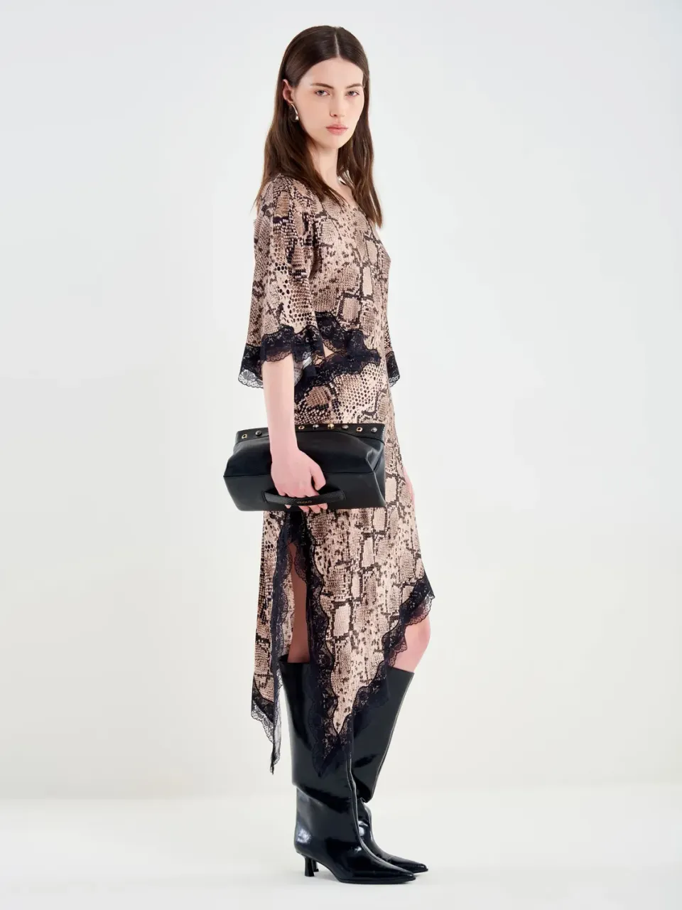 Vicolo Abito con Inserti in Pizzo abito pitonato beige