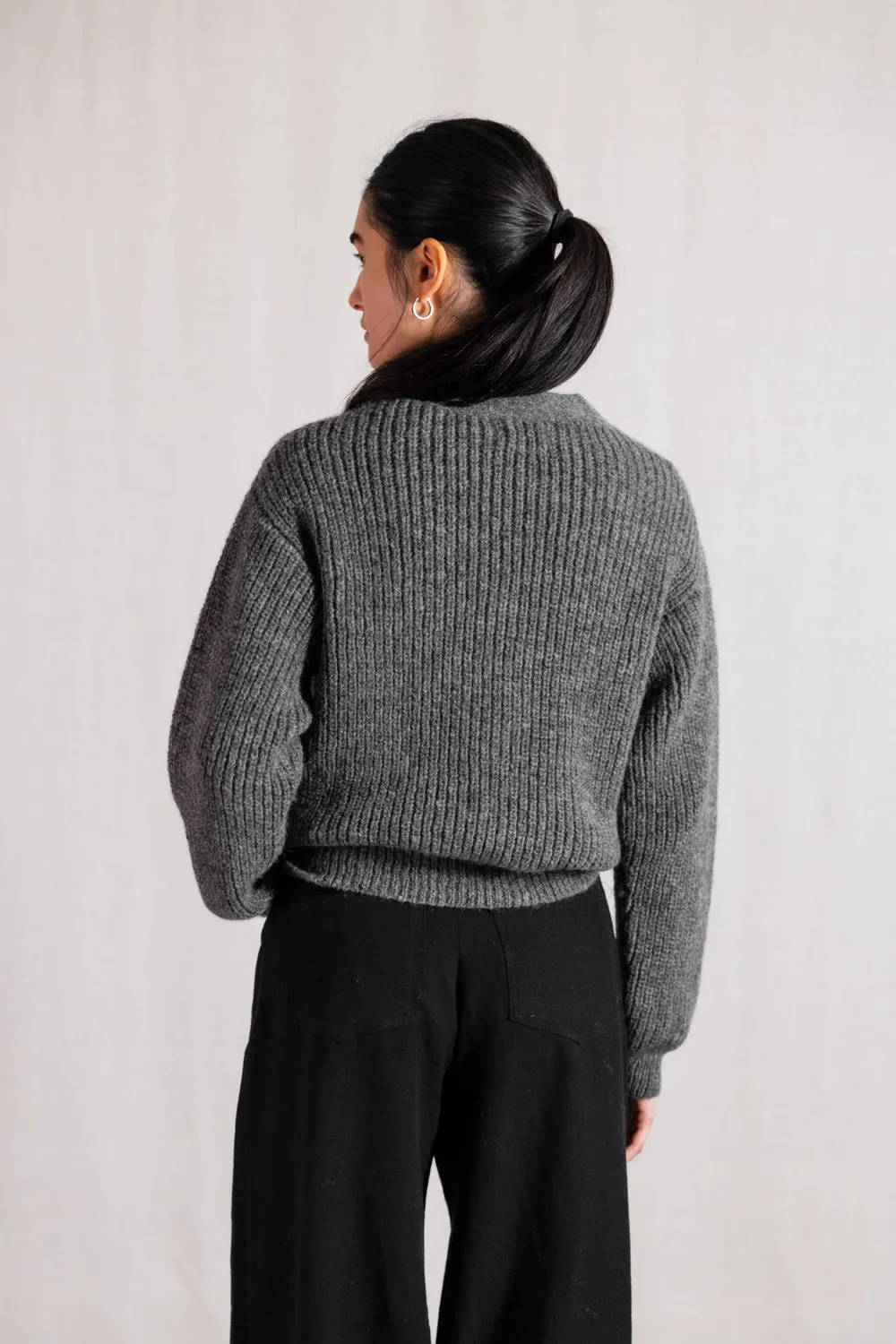 Jyoti Fair Works Aipena cardigan donna grigio scuro alpaca