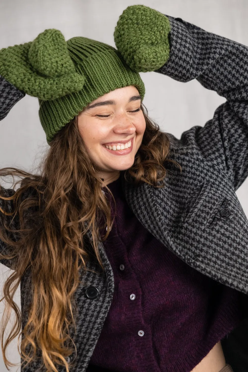 Jyoti Casma muffole baby alpaca verde