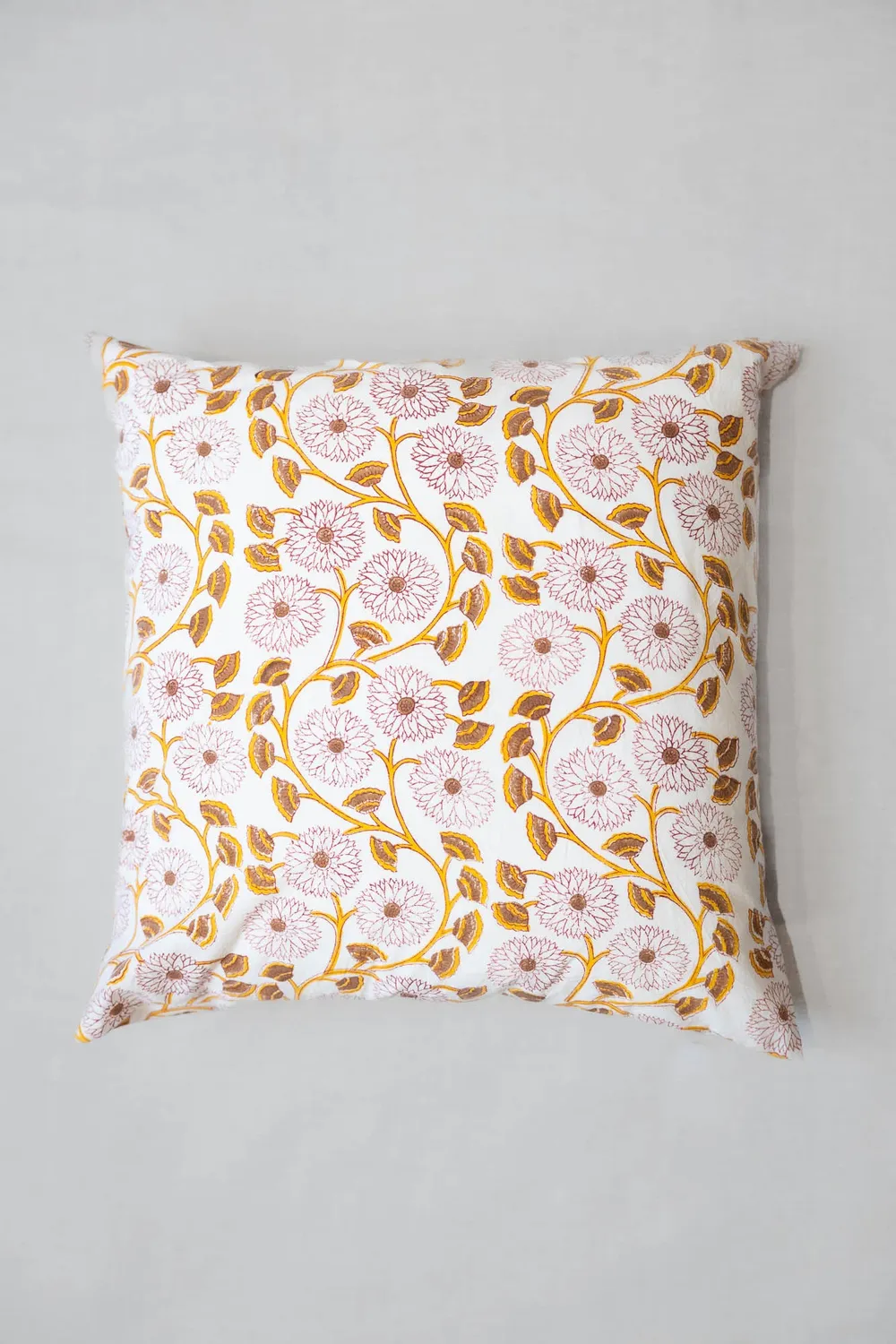 Jyoti Chasai federa cotone floreale bottoni cocco