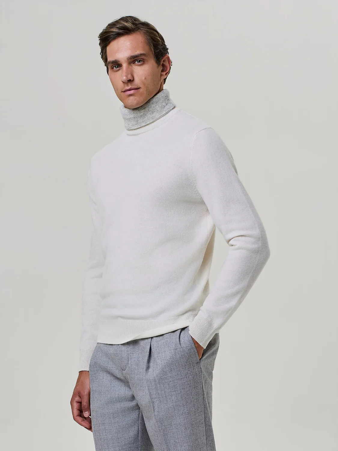 Paul Taylor Dolcevita Doppio Collo Cashmere Bianco