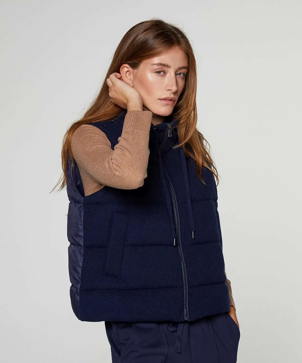 Rodier piumino smanicato cashmere blu marino trapunta
