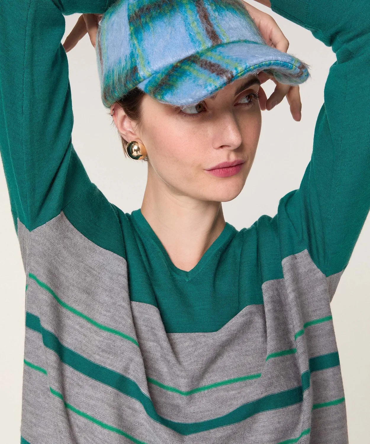 Rodier Maglione Scollo V Righe lana merino verde anatra