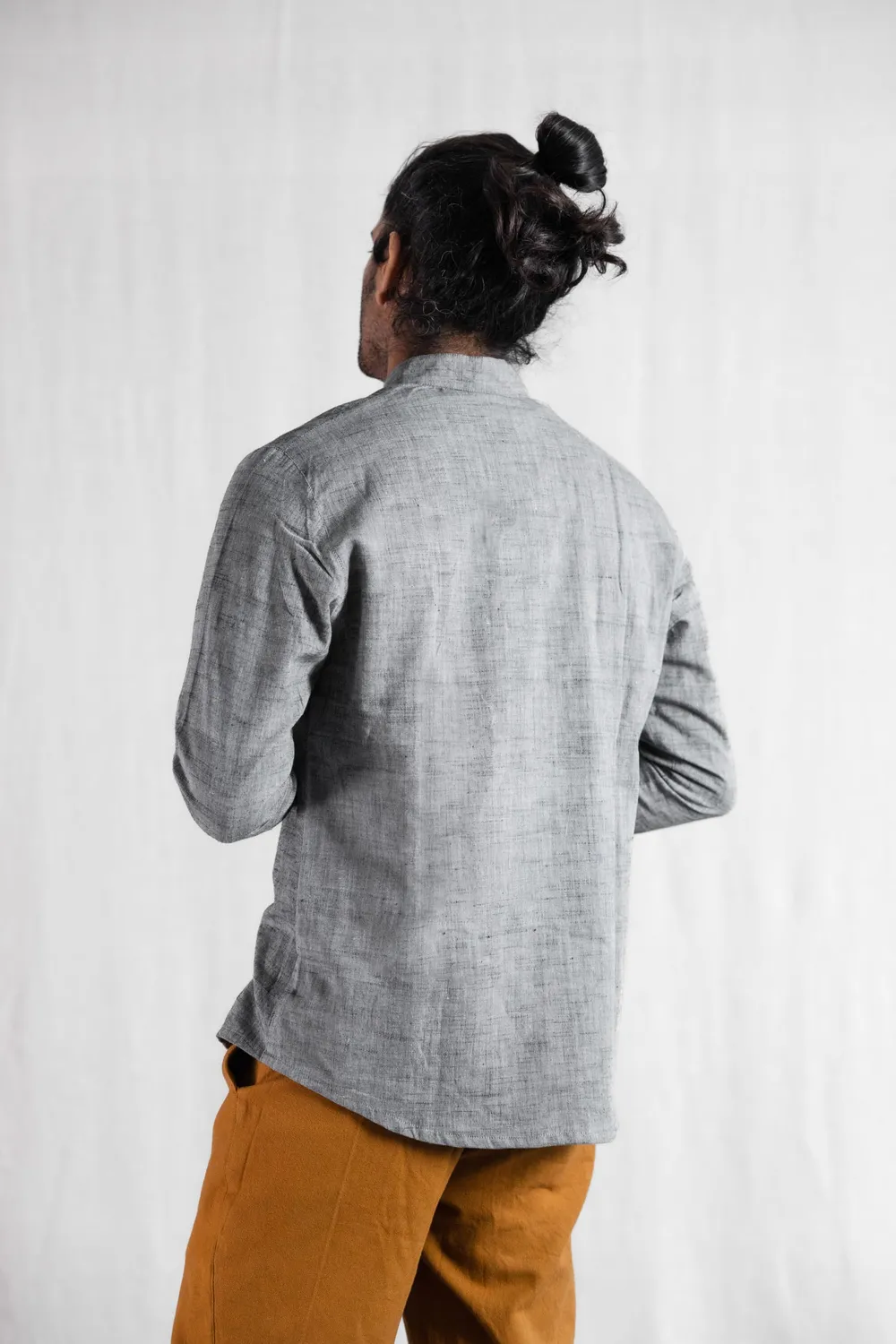 Jyoti Harish Gray camicia uomo collo coreano