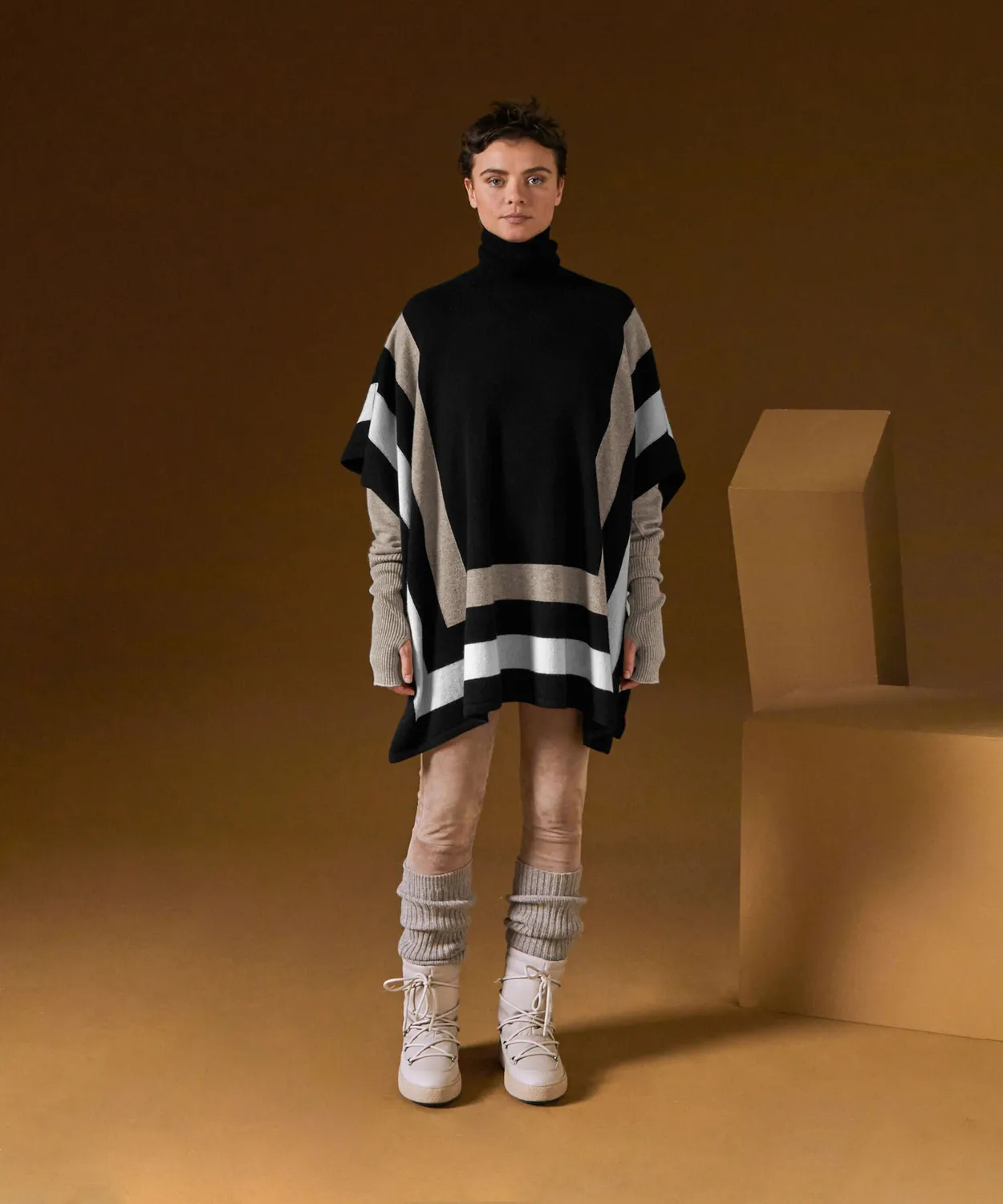 Rodier poncho cashmere collo alto nero oversize donna