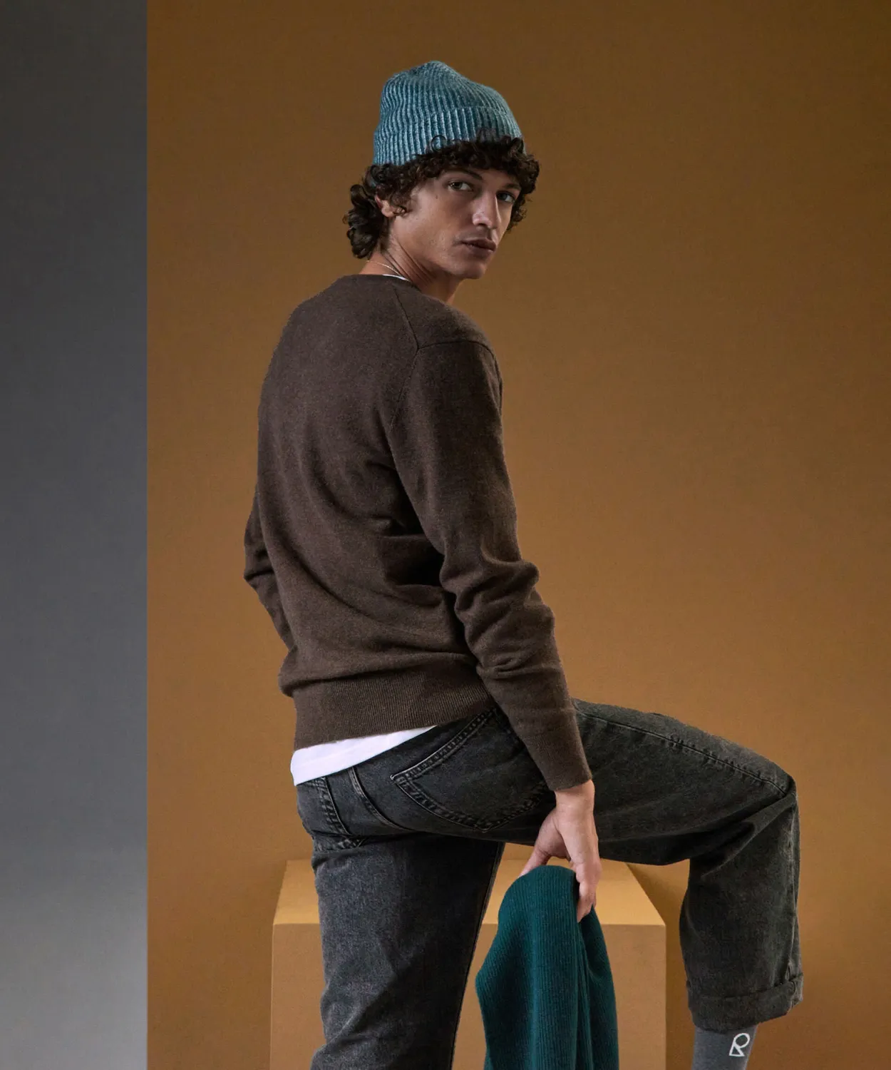 Rodier maglia scollo V cashmere 2 fili testa di moro uomo