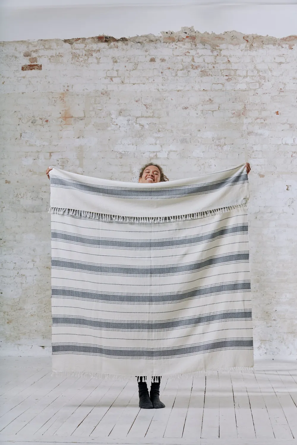 Jyoti Suhany coperta nero bianco cotone