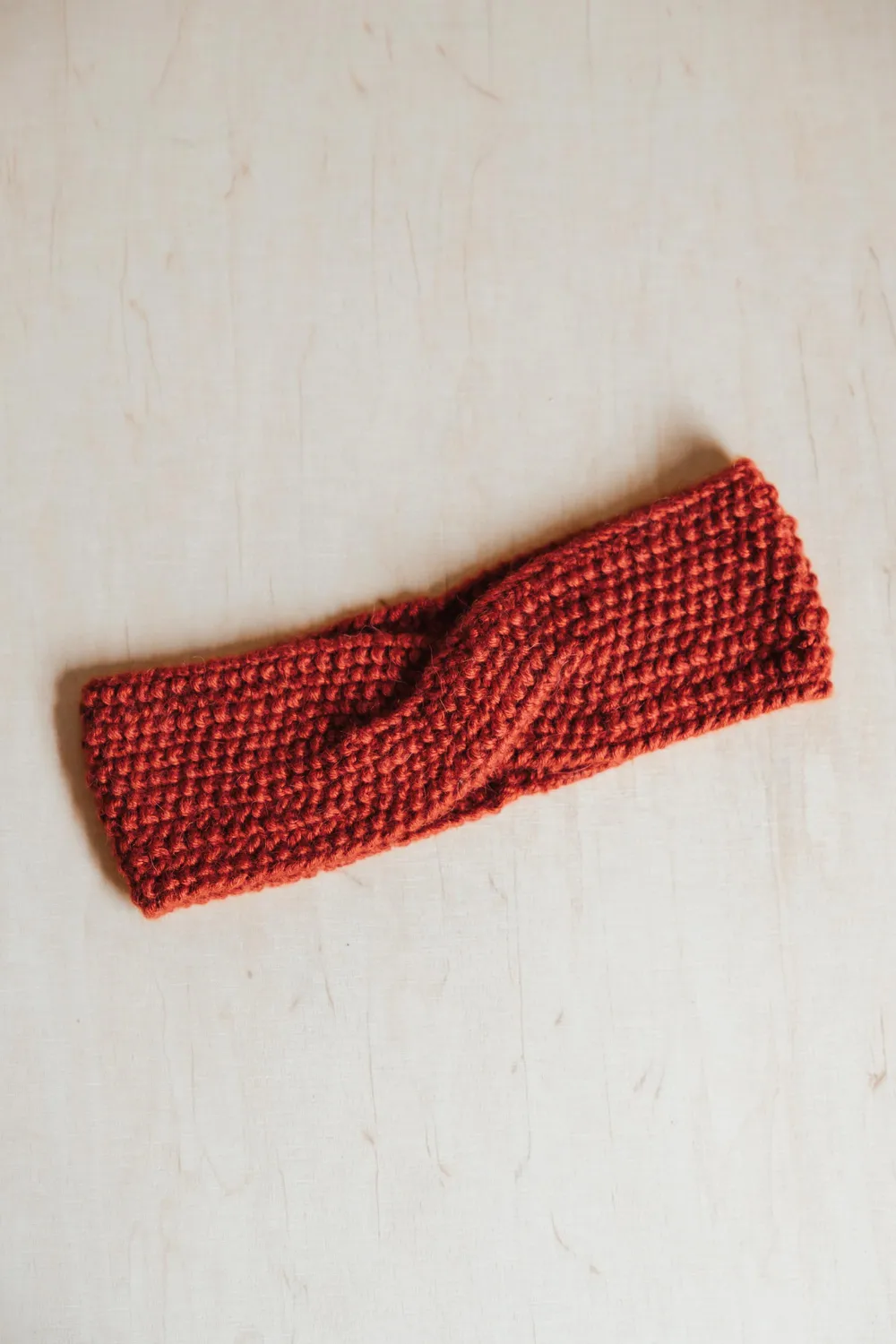 Jyoti Pichul fascia capelli baby alpaca rossa