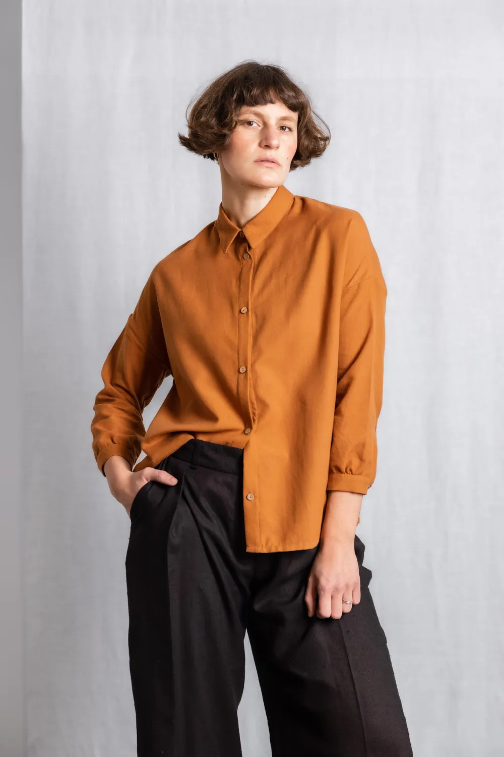Jyoti Mayank Hazelnut camicia nocciola cotone