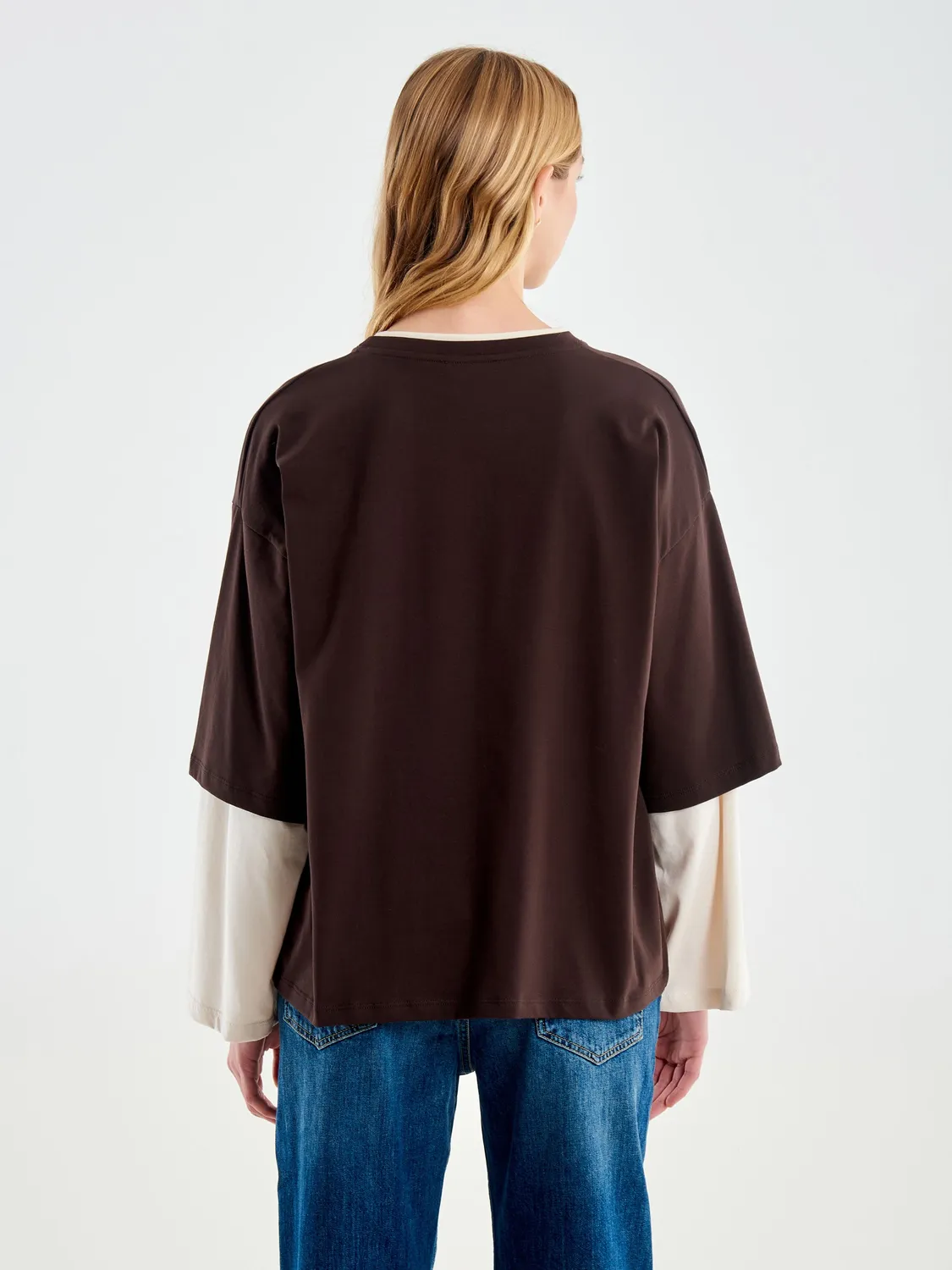 Vicolo Maniche Lunghe a Contrasto t-shirt fondente