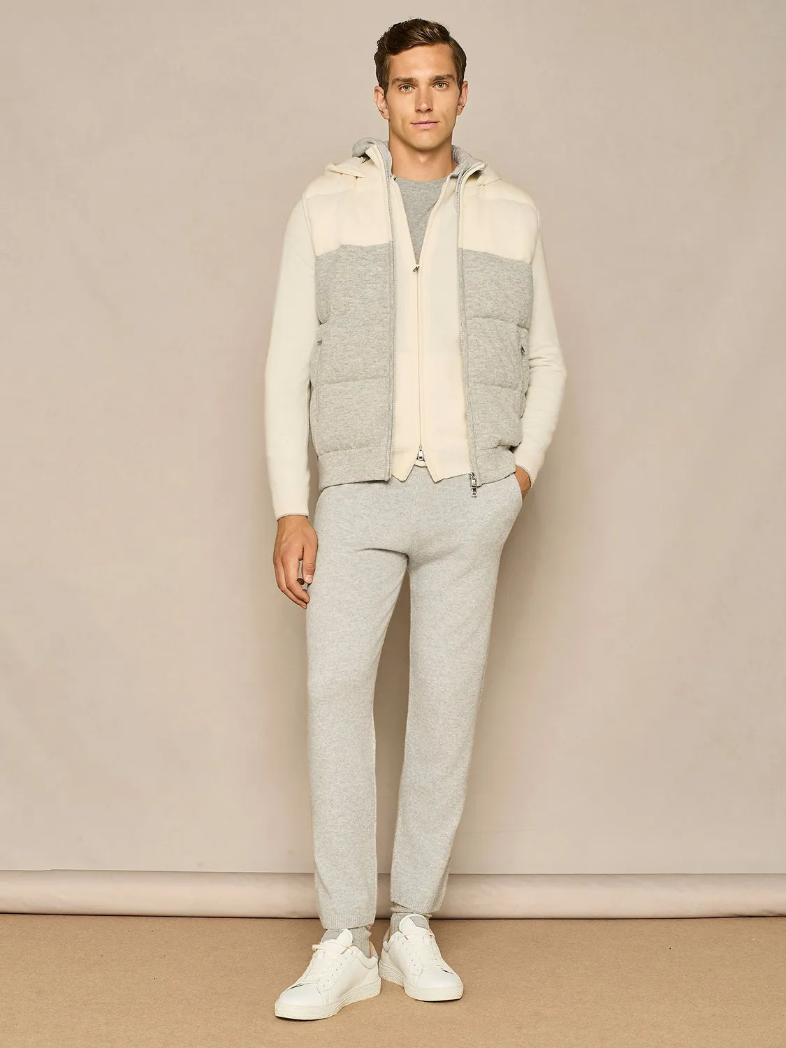 Paul Taylor felpa cashmere color block bianco con cappuccio