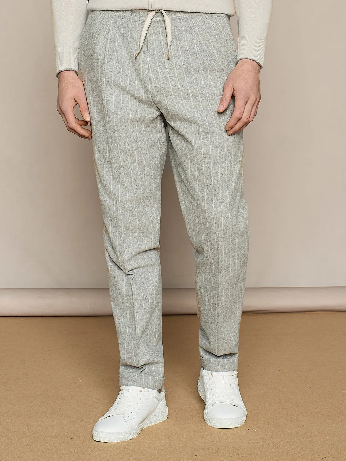 Paul Taylor pantalone jogger lana gessato grigio