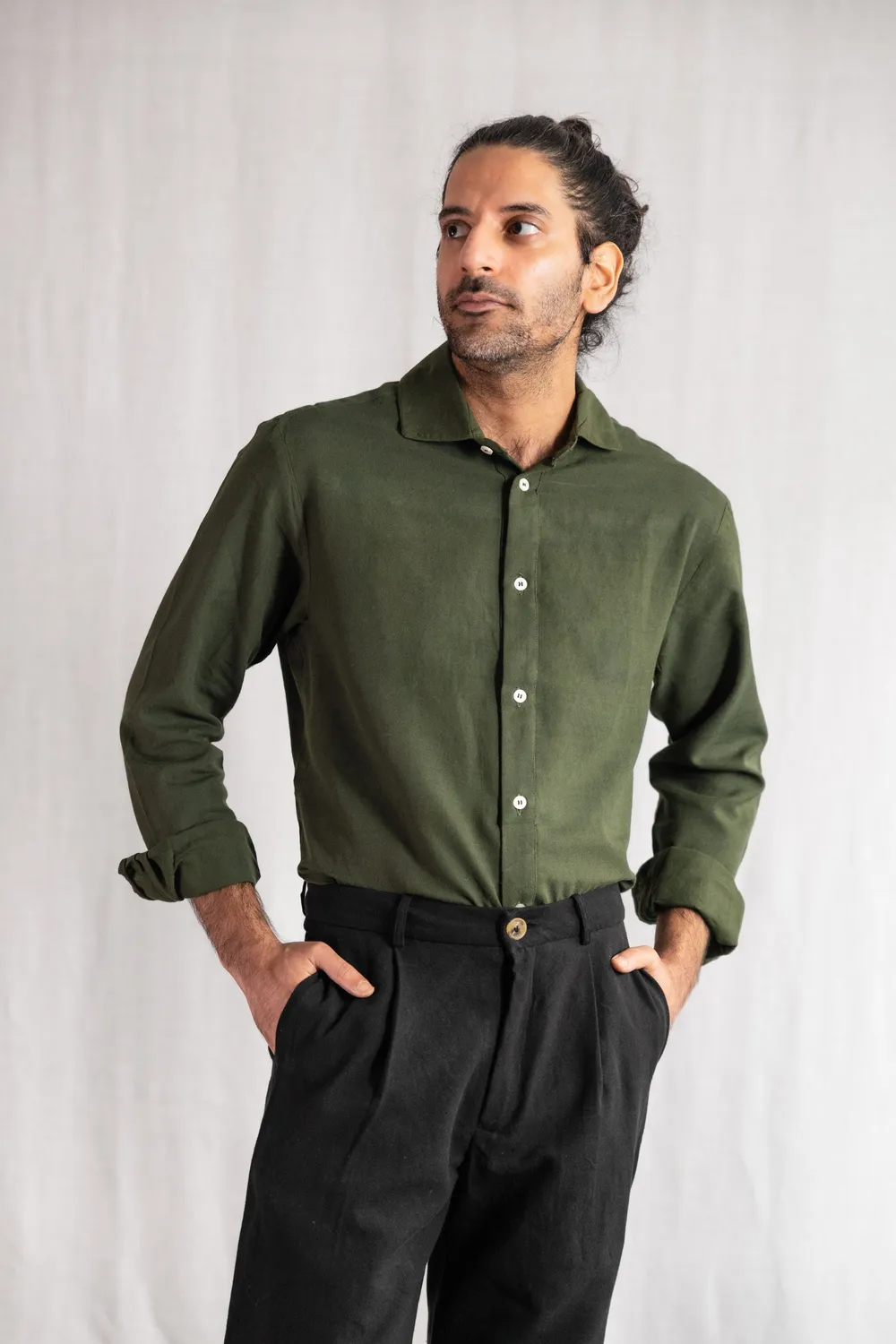 Jyoti Himat camicia uomo cotone verde oliva