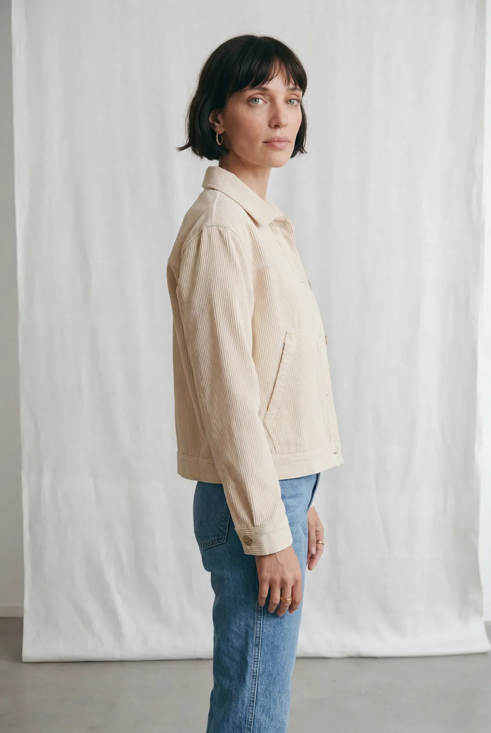 Jyoti Nariyal giacca velluto cotone beige boxy