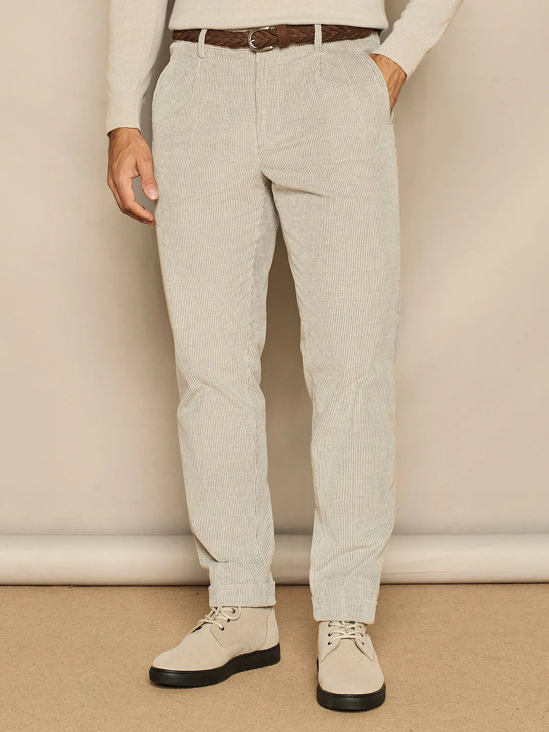 Paul Taylor Wide Fit velluto pantalone grigio chiaro