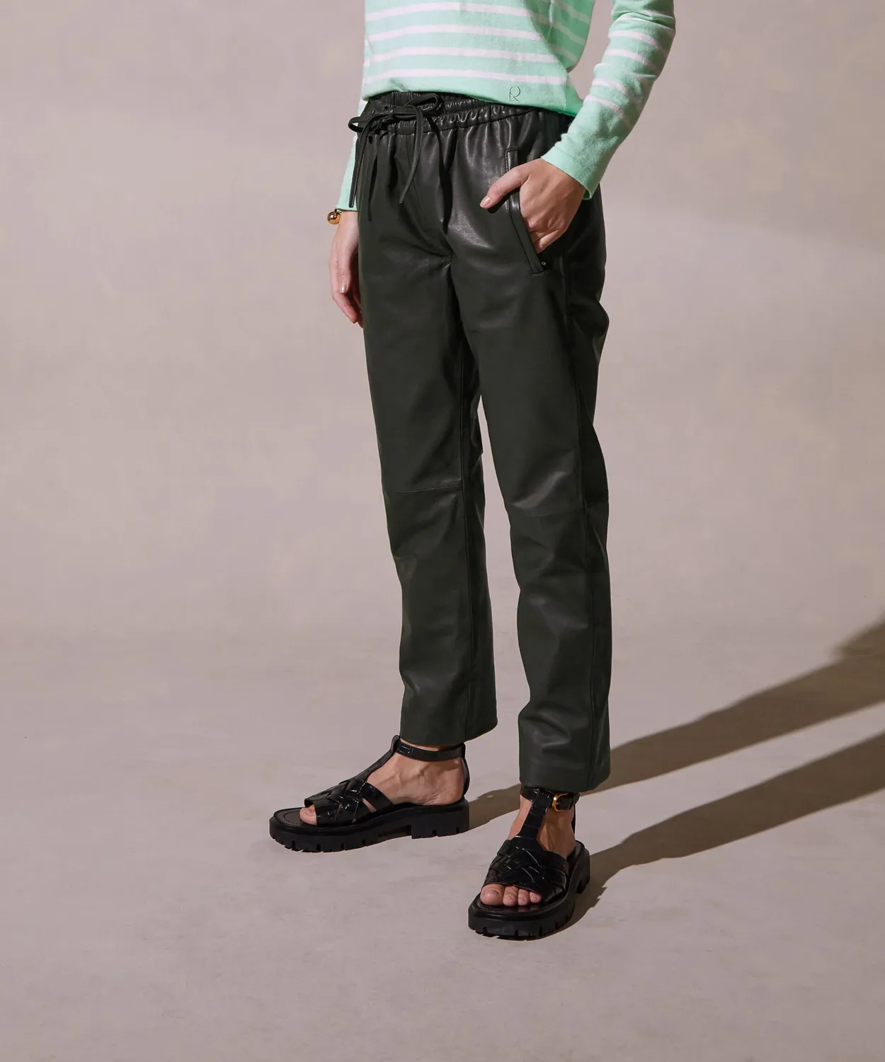 Rodier pantaloni jogging pelle verde kaki agnello