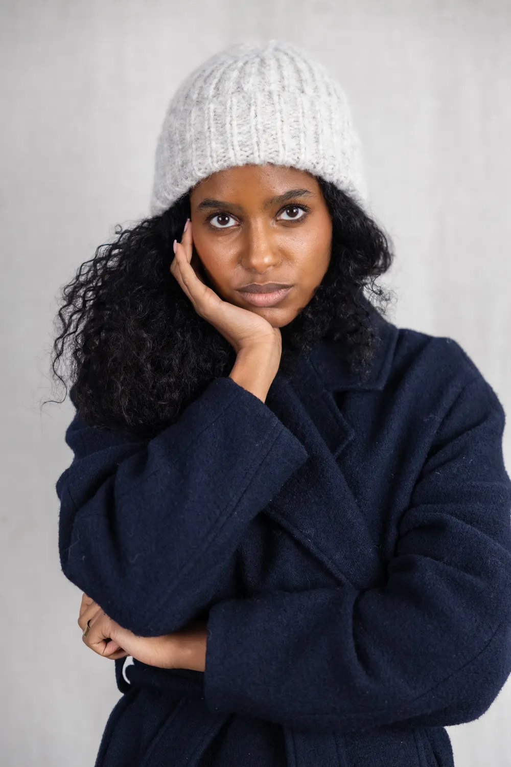 Jyoti Anatico berretto baby alpaca grigio chiaro