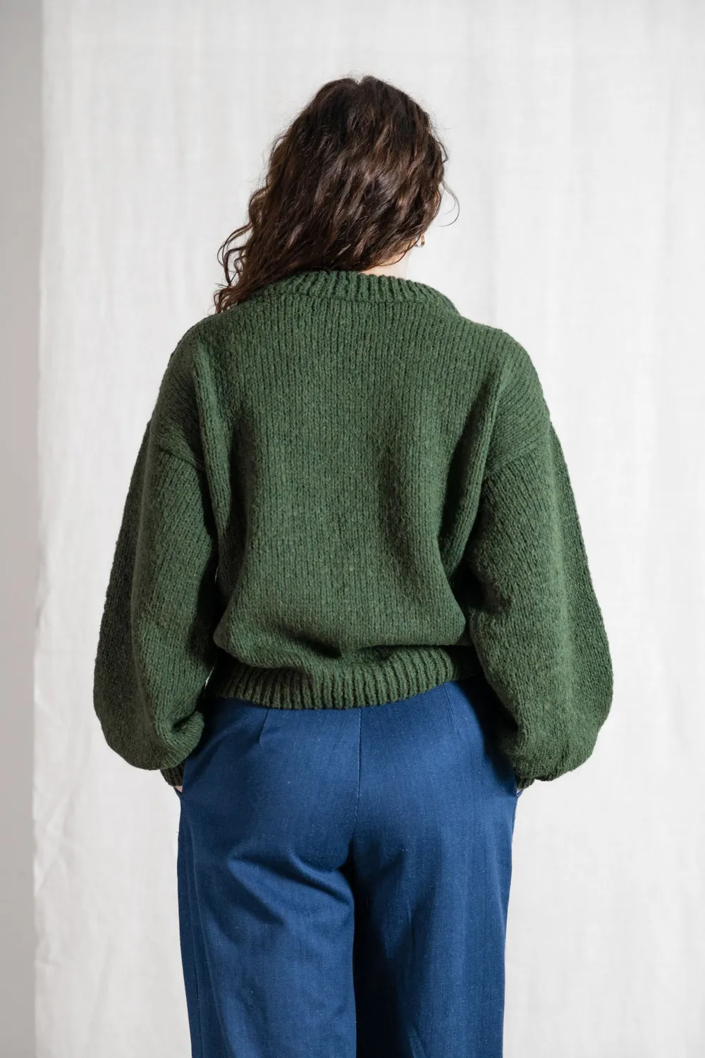 Jyoti - Fair Works Lupuna Olive maglione baby alpaca verde