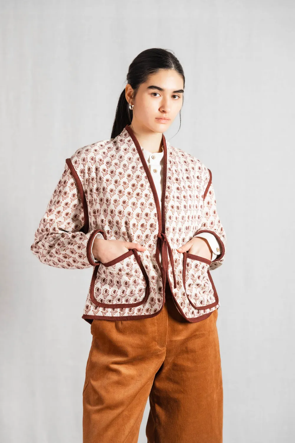 Jyoti Dhaarti giacca reversibile cotone stampato a mano