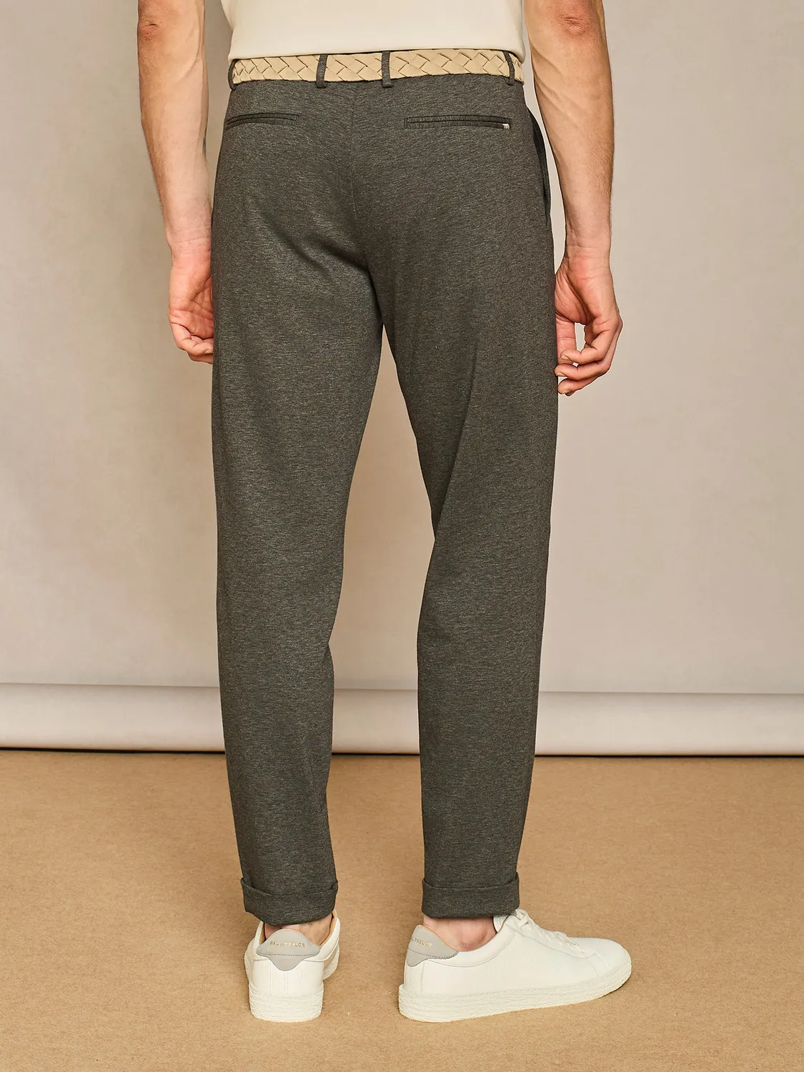 Paul Taylor pantalone wide jersey grigio scuro con pince