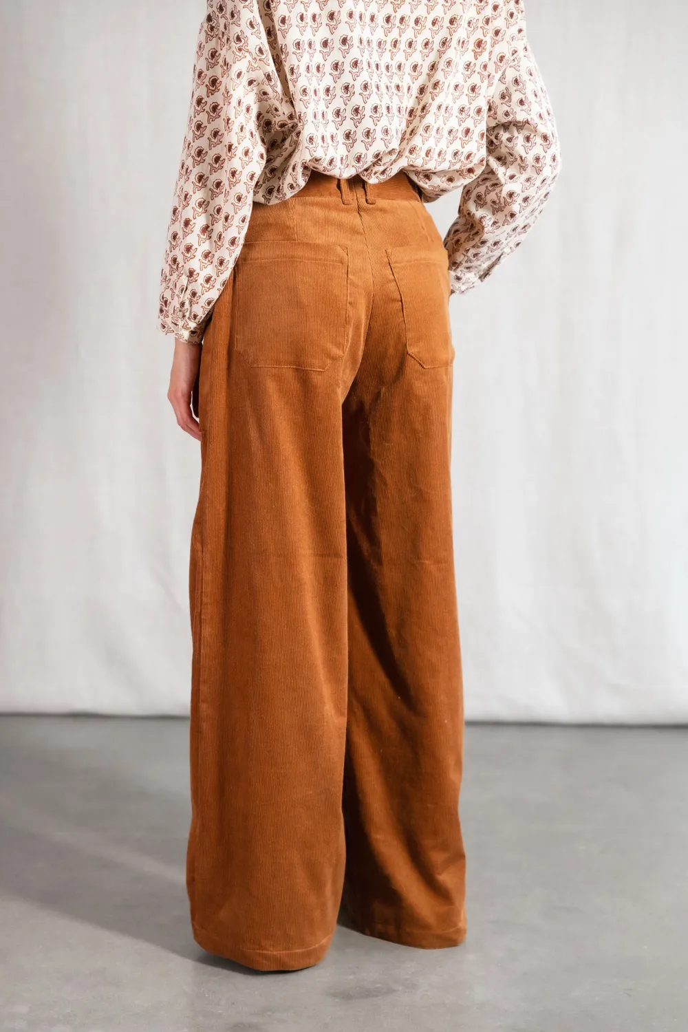 Jyoti Damini pantalone velluto cotone bernstein