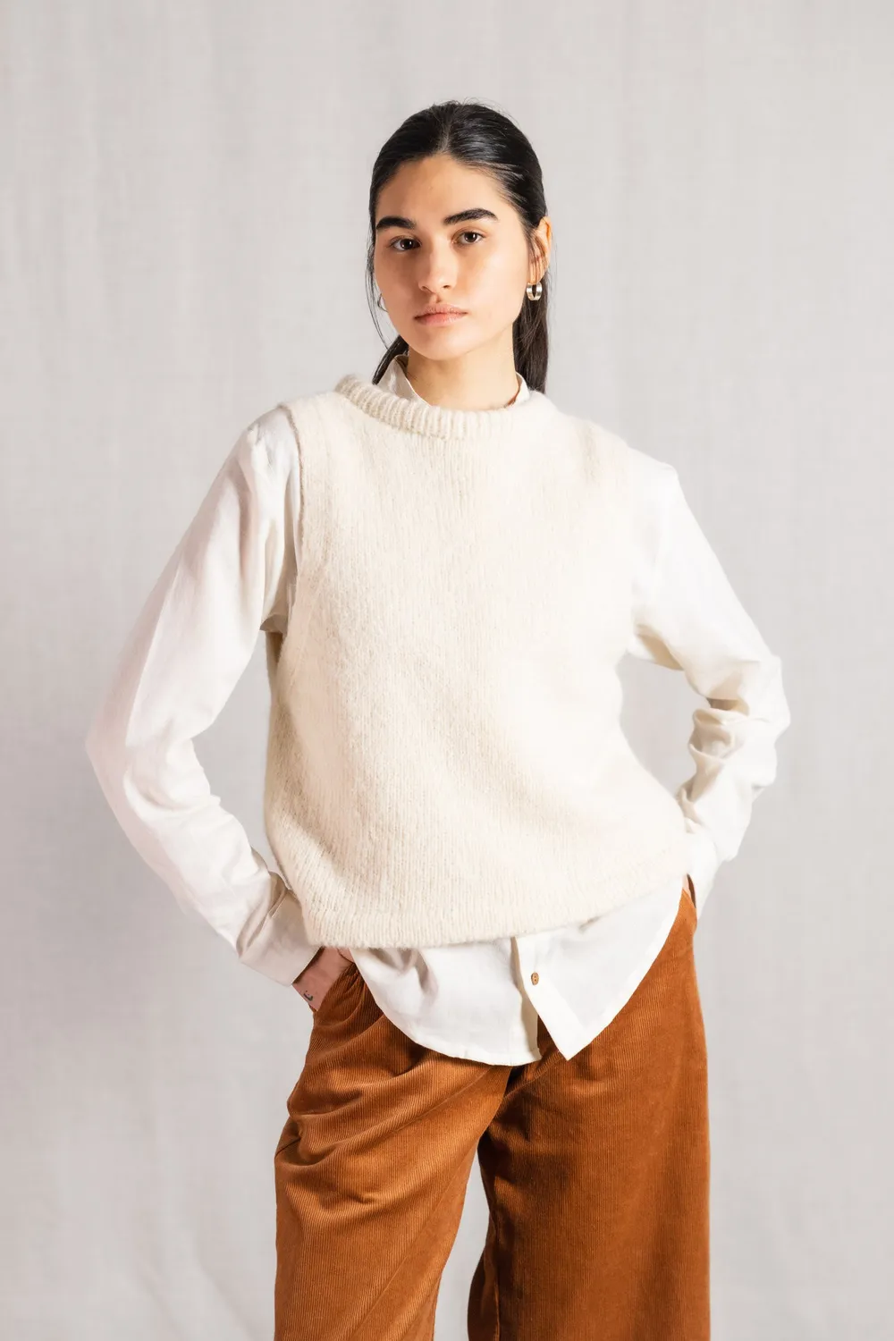 Jyoti Piura gilet baby alpaca e cotone bianco