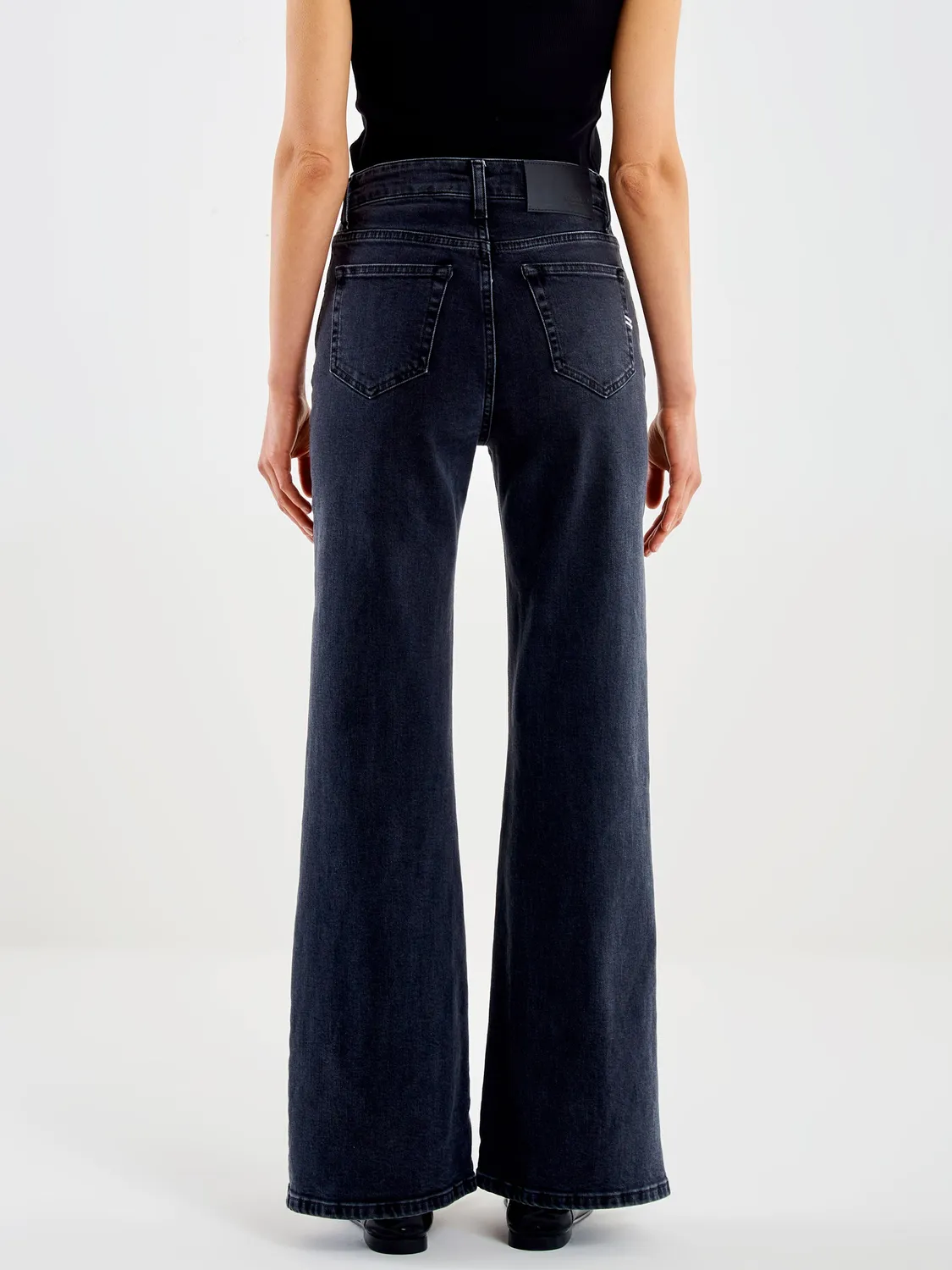 Vicolo Shanti jeans flare nero stretch cinque tasche