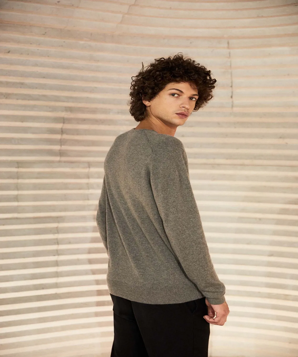 Rodier maglia scollo a V cashmere uomo marrone tortora