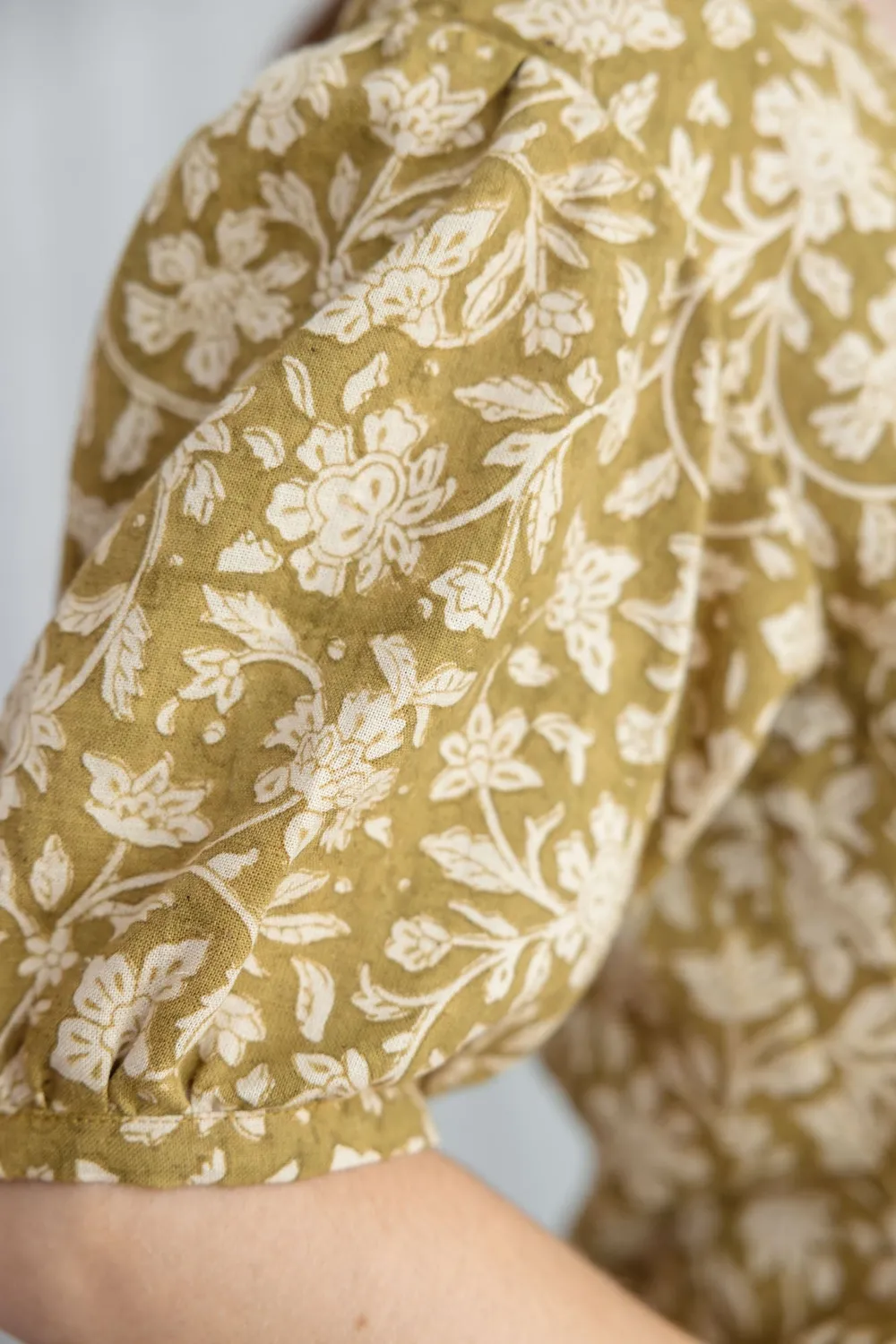 Jyoti Fair Works Kalira blusa stampata canapa tencel