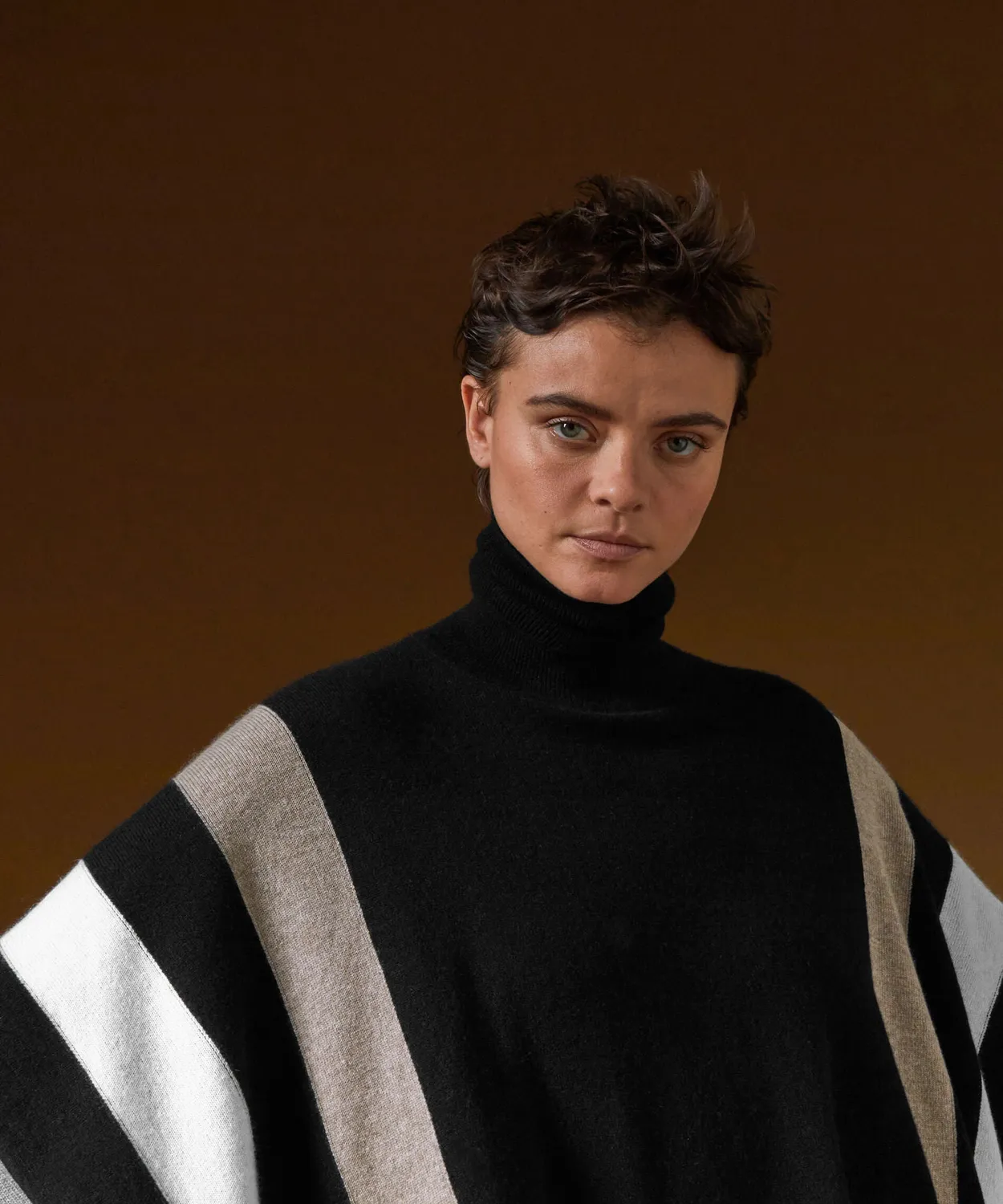 Rodier poncho cashmere collo alto nero oversize donna