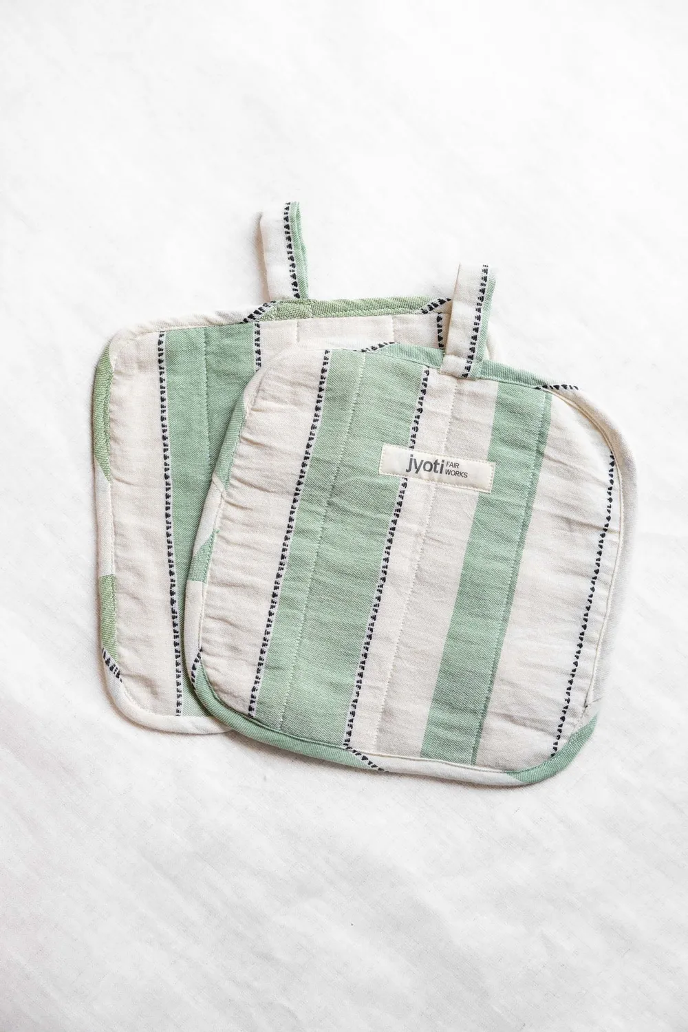 Jyoti Ovan presine cotone verde 2 pezzi isolate